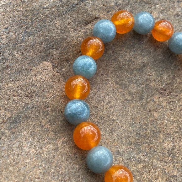 Wanderer and Gatherer Bracelet - Carnelian and Labradorite 6.5" SM / SM-MED - Picture 2 of 4
